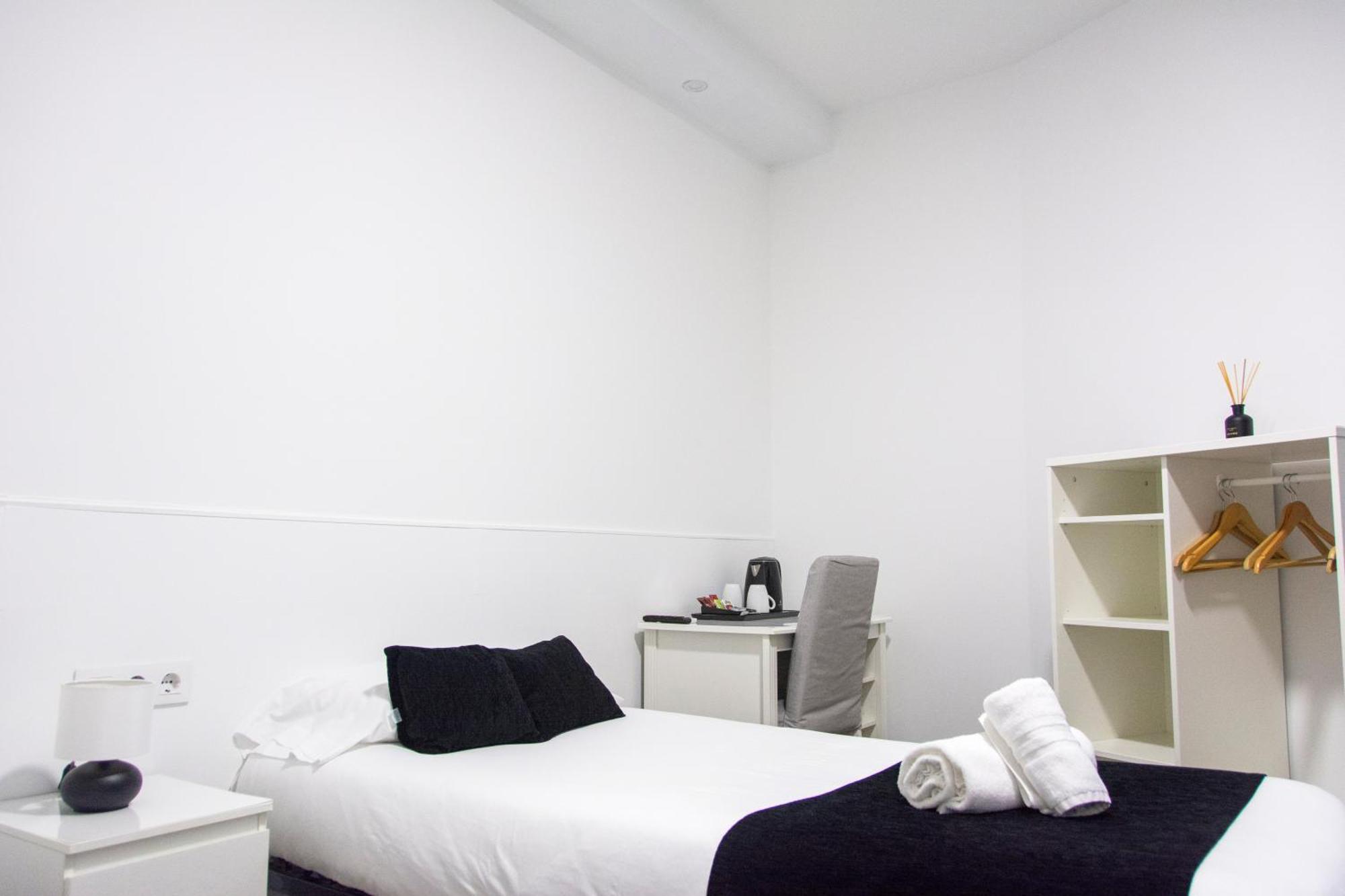 Laramond Barcelona Rooms Exterior photo