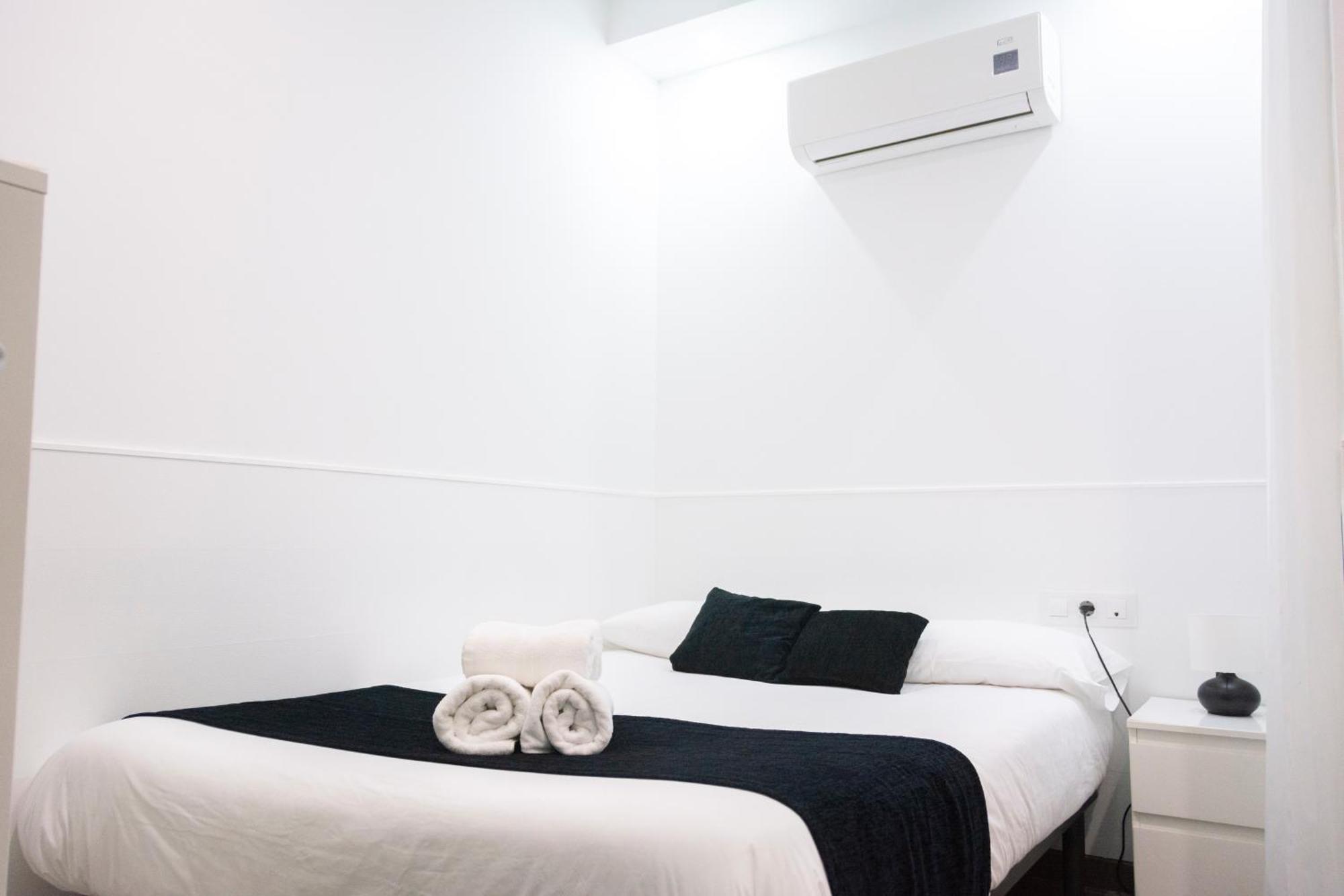 Laramond Barcelona Rooms Exterior photo